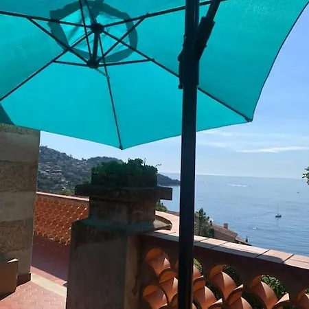 Stupefiante Vue Panoramique De Caractere Villa